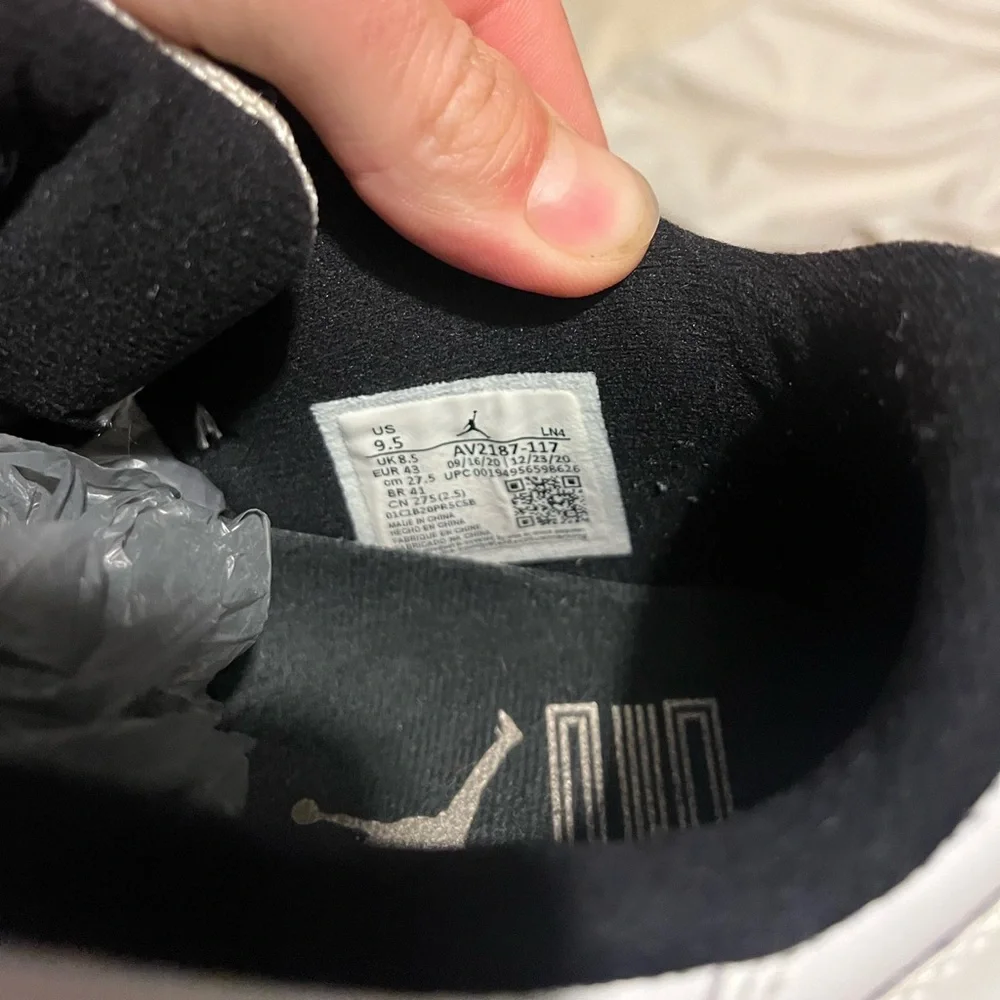👟 Air Jordan 11 Retro Low 